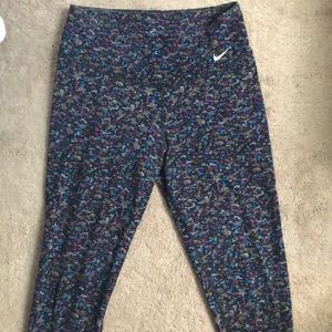 Nike Dri-fit Capris